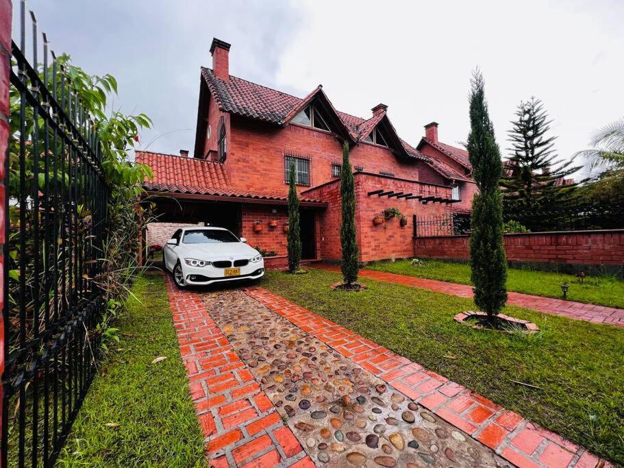 Hermosa Casa , Con Parqueadero En Rionegro Cerca Al Aeropuerto Villa Eksteriør billede