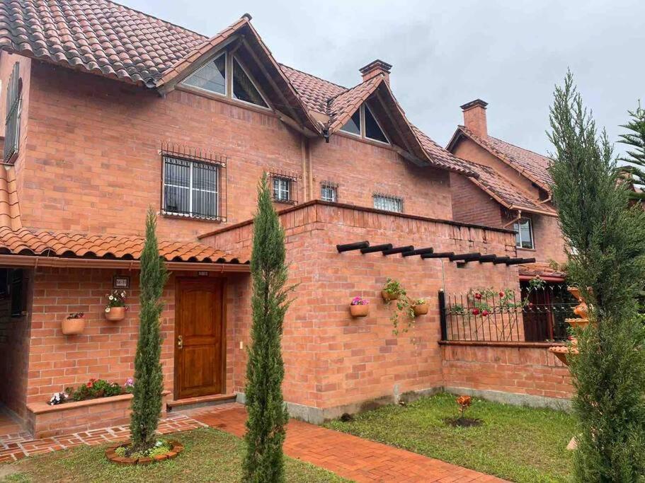 Hermosa Casa , Con Parqueadero En Rionegro Cerca Al Aeropuerto Villa Eksteriør billede