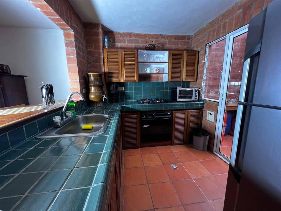 Hermosa Casa , Con Parqueadero En Rionegro Cerca Al Aeropuerto Villa Eksteriør billede